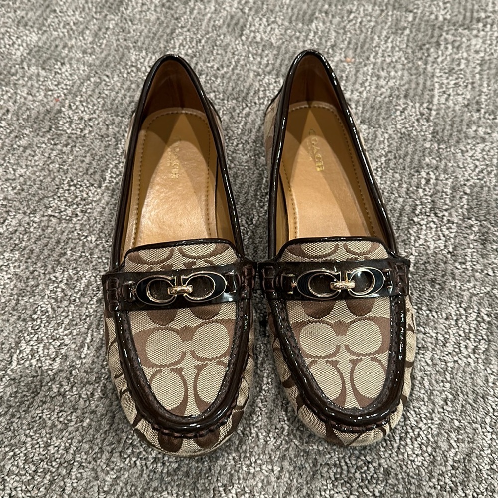 Beautiful brown Coach Flats